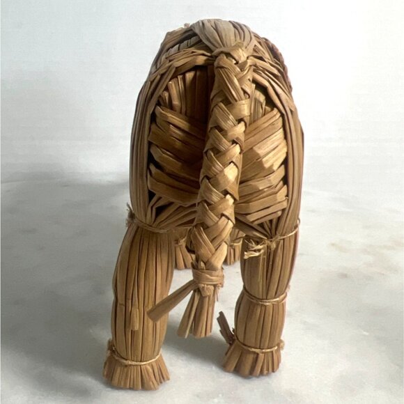 Handwoven Elephant Figurine Natural Raffia Folk Art Rustic Woven Animal Decor - Picture 6 of 7